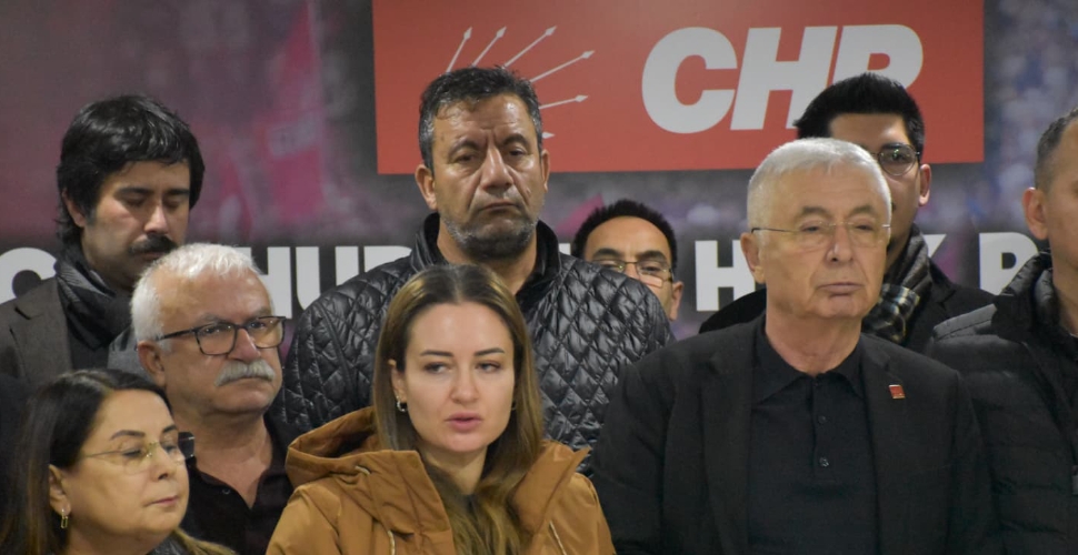 CHP İl binasında deprem şehitleri anıldı