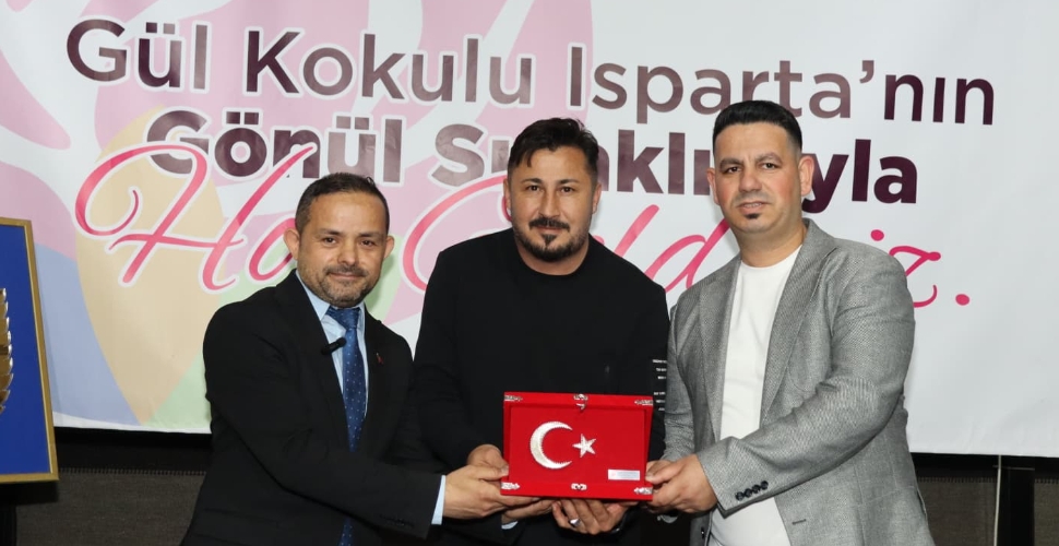 Ispartalılar iftar sofrasında buluştu