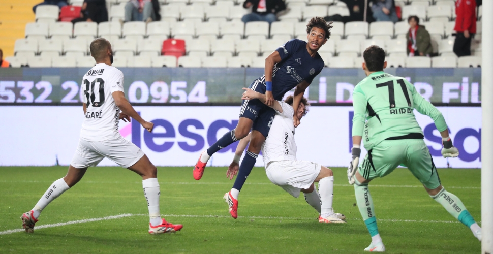 Antalyaspor’a ağır darbe