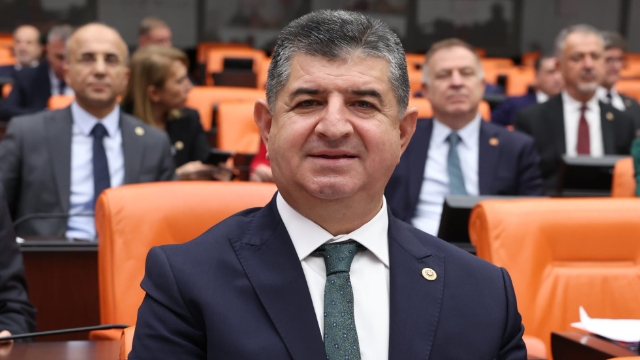 Cavit Arı’dan bayram mesajı