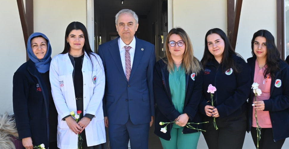 Kocagöz, kadın personelini unutmadı