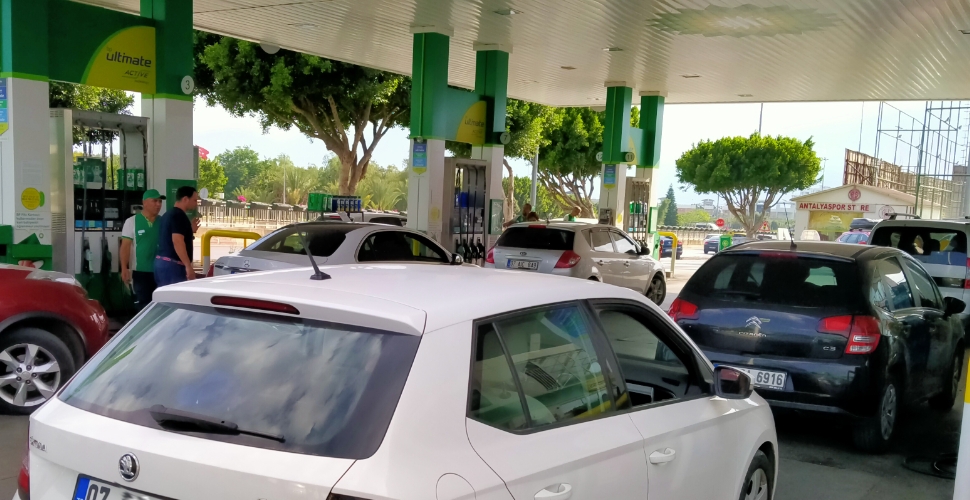 Motorine bir zam daha