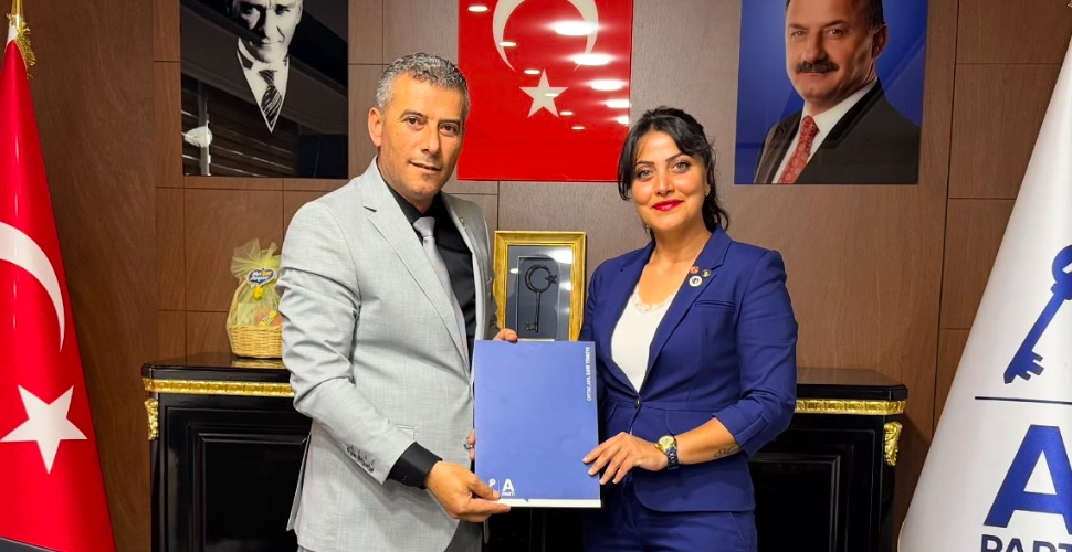 Betül Kesekler Anahtar Parti Konyaaltı İlçe Başkanlığı'na Atandı