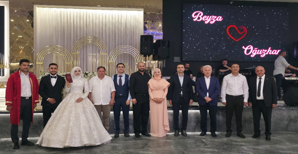 Miran ailesinin mutlu günü