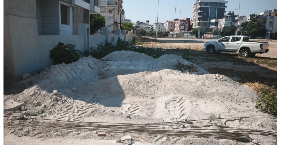 Kepez’de Kaçak Moloz Terörüne Son