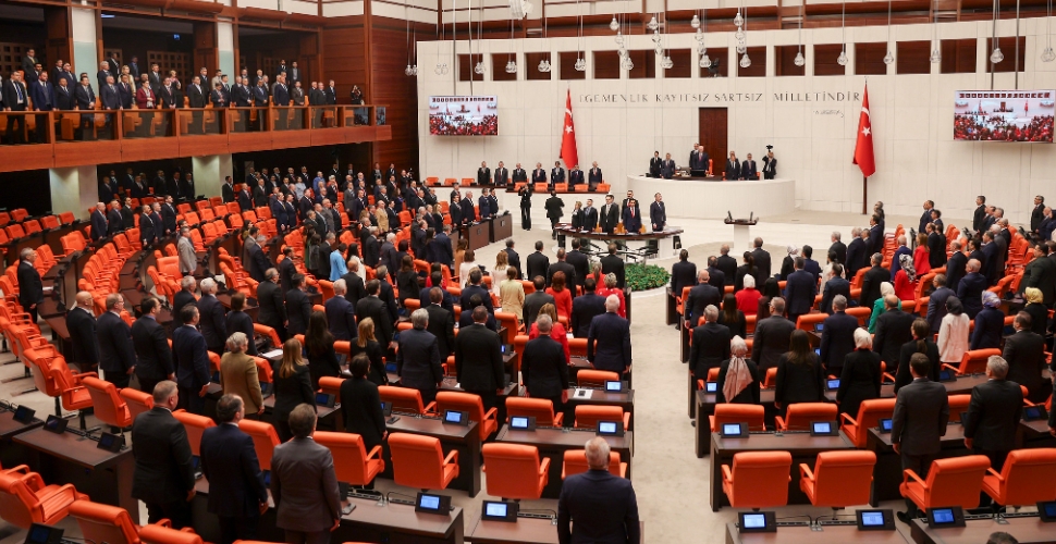 Maaşları asgari ücretin 2,5 katı oluyor