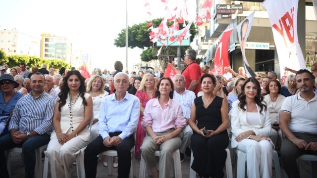 Yeni Parti Konyaaltı Hizmet binası açıldı