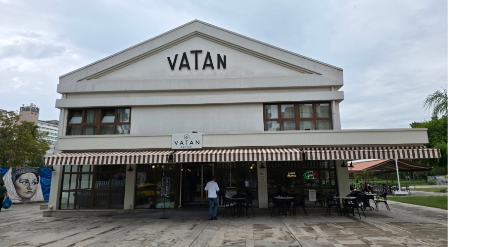Kültür ve sanatın yeni buluşma noktası: 'Vatan Kahvesi'