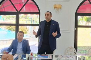 Aykut Kaya’dan Muhittin Böcek’e tam destek