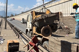 Yağmur suyu hatları temizleniyor