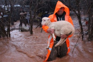 Büyükşehir ekipleri teyakkuzda