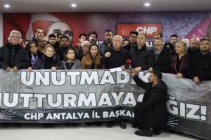 CHP İl binasında deprem şehitleri anıldı