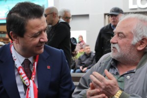 Her bayram için 1 maaş önerisi