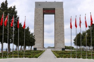 ‘Çanakkale imkansızlıklar içinde yazılmış bir diriliş destanıdır’