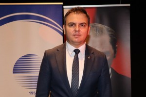 ‘İş cinayetleri kader değil’