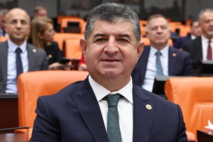 Cavit Arı’dan bayram mesajı