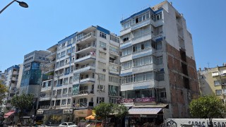 “17 Ağustos’u Unutmadık, Unutmayacağız”