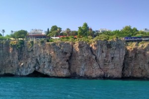 "Mesele sadece parsel değil, Antalya'nın Falezleri"