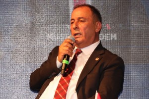 Mustafa Erdem hakkında 'rüşvet' soruşturması başlatıldı