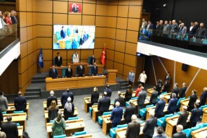 Üsküdar AK Parti’ye geçti