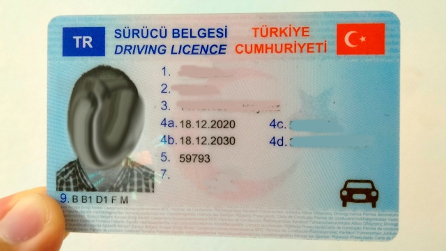 1,8 milyon kişi yenilemedi
