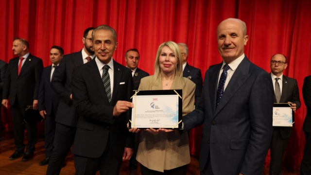 Akdeniz Üniversitesine ‘Spor Dostu Kampüs’ Ödülü