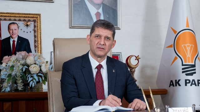Ali Çetin’den hizmet eleştirisi