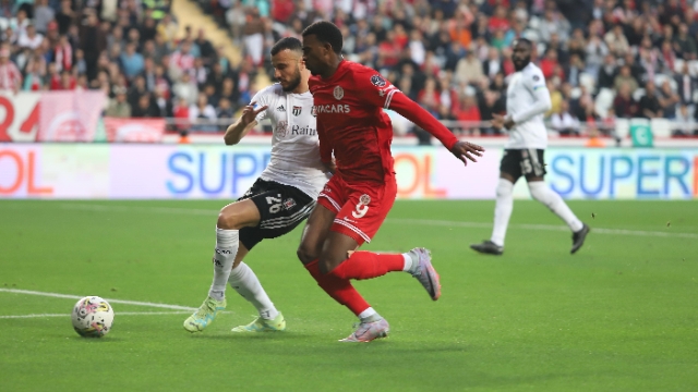 Antalyaspor: 1 Beşiktaş : 3