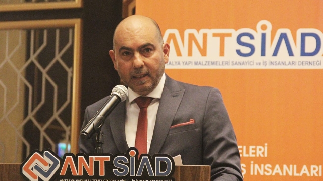 ANTSİAD iş dünyasını buluşturdu