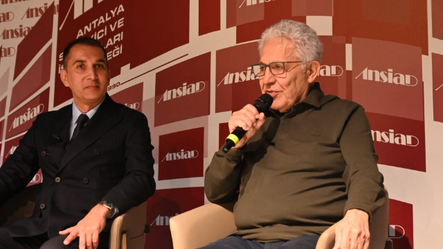 “Atatürk bu ülkenin kilit taşıdır”