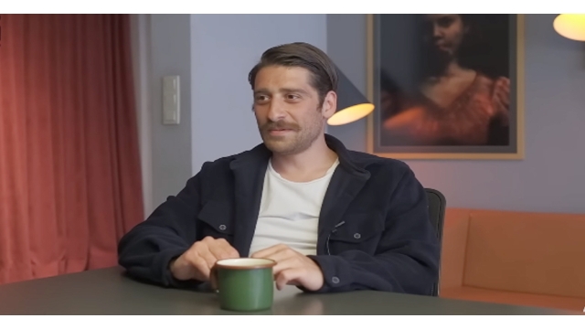 Bora Akkaş özür diledi