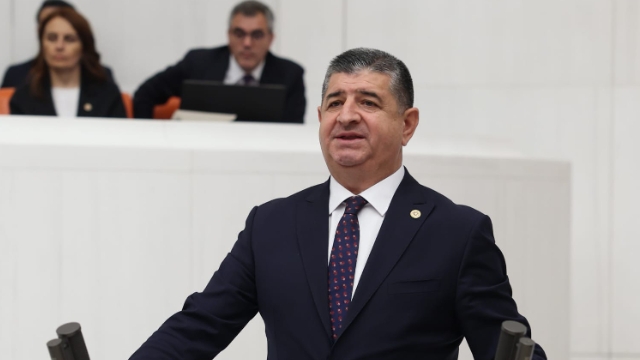 Cavit Arı kanun teklifi sundu