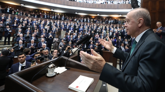 "Depremzedelere ev faizsiz olacak"