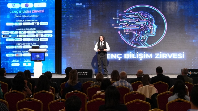 Genç Bilişim Zirvesi Antalya’da Gerçekleştirildi