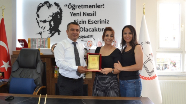 Karakuş’a Teşekkür Plaketi
