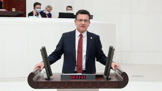 Uslu’dan Meslek kanununa tam destek