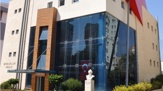 Yargı kararına uyulmalı