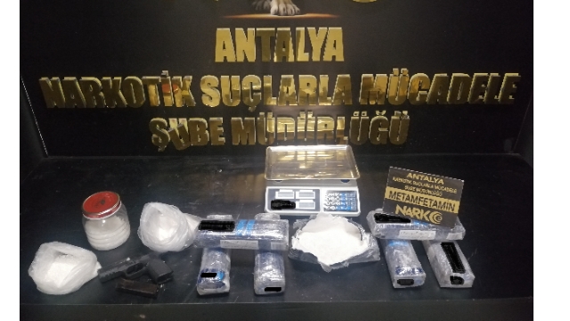 Zehir tacirlerine af yok